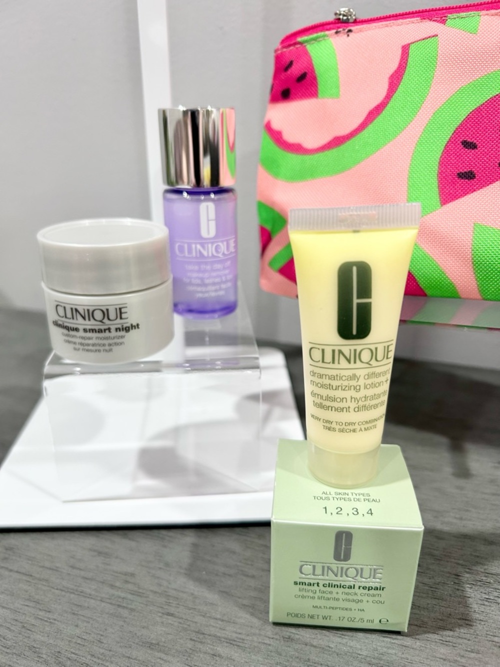 Clinique Pink & Green Watermelon Cosmetic bag with Skincare Set
